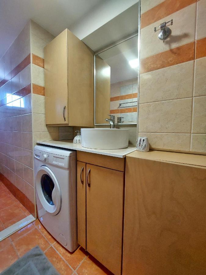 Maxim Apartment Ираклио Екстериор снимка