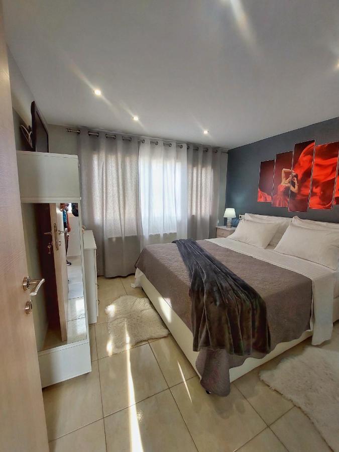 Maxim Apartment Ираклио Екстериор снимка