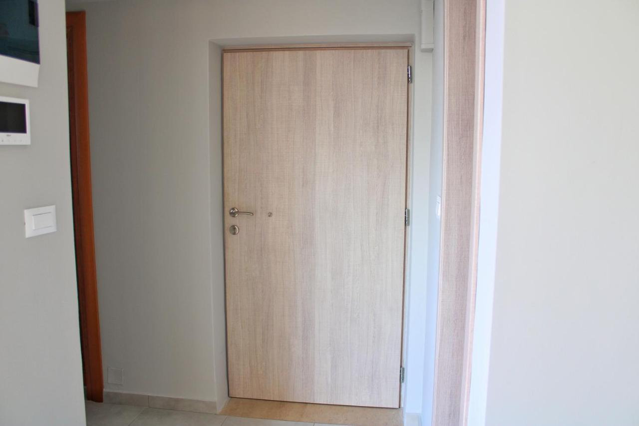 Maxim Apartment Ираклио Екстериор снимка